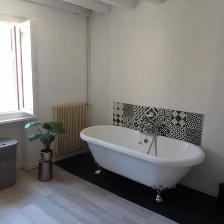Audesource, 3 Avec Jardin Vakantiehuis Montréal